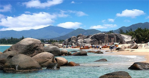 巧仙婆砂锅焖鱼饭快餐